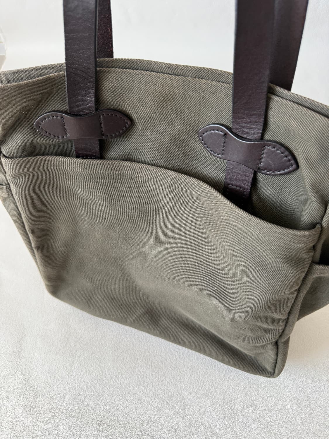 필슨(FILSON) 캔버스&레더 숄더백 상품이미지3