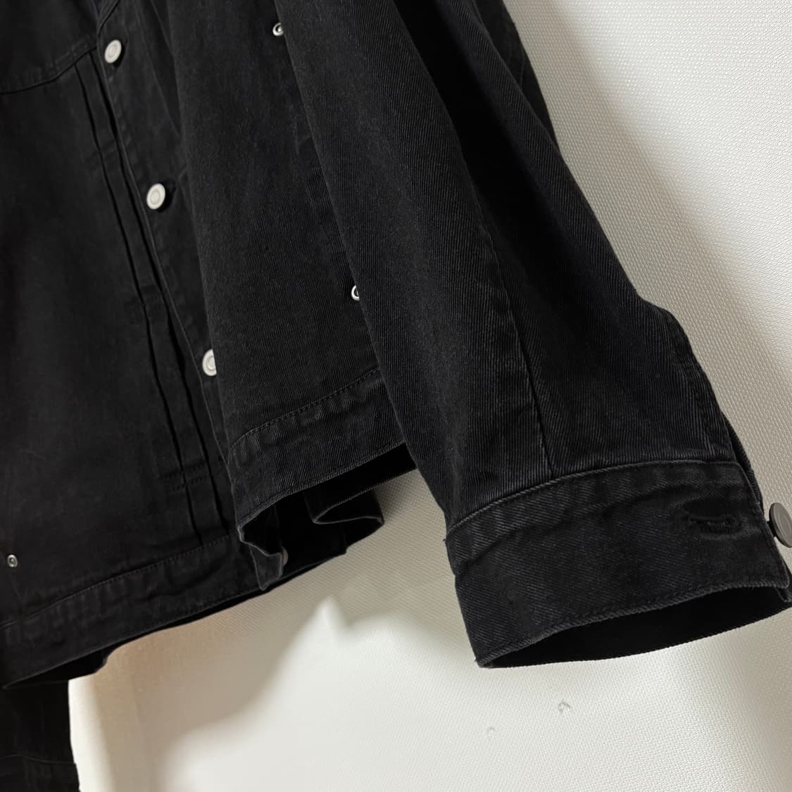 비이커 블랙 데님 자켓 상품이미지3