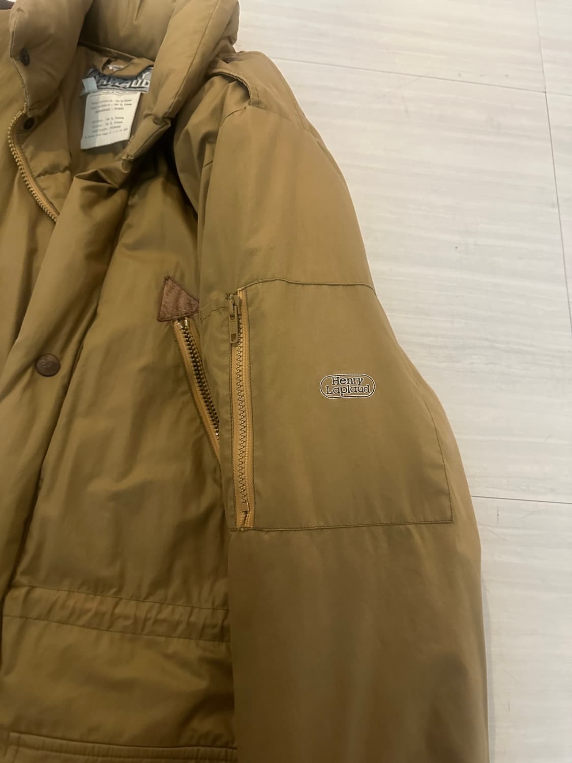 Henry laplaud 베이지 패딩 점퍼 상품이미지7