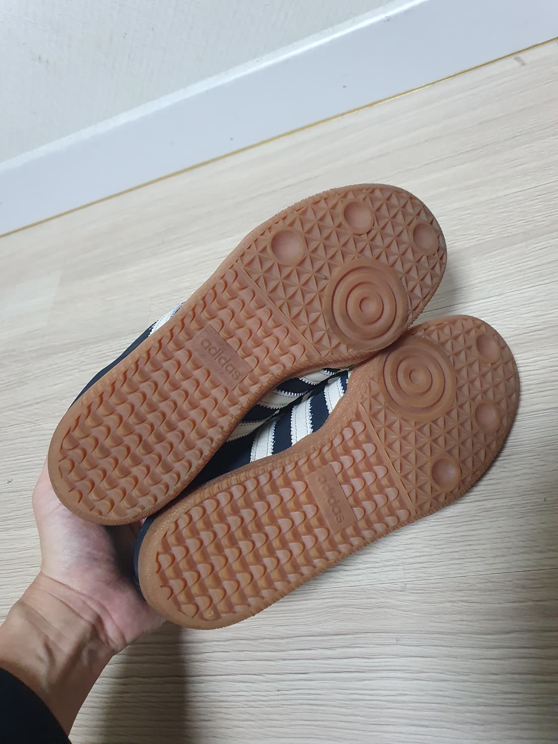 아디다스 삼바 스니커즈 240 상품이미지6