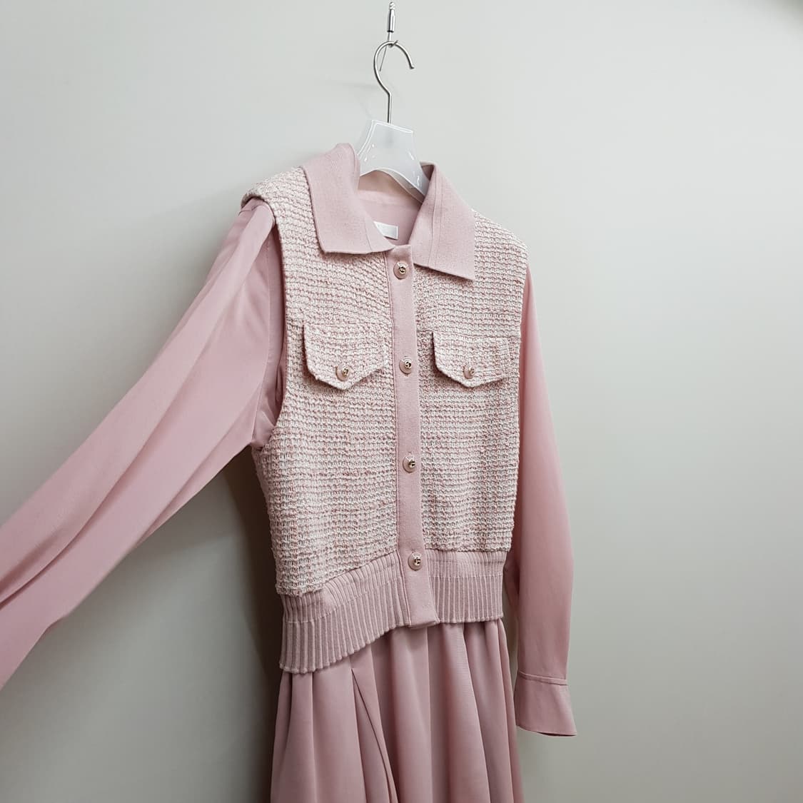 한섬 SJSJ 2023 트위드 배색 플리츠 롱 원피스 82-94-160 상품이미지3