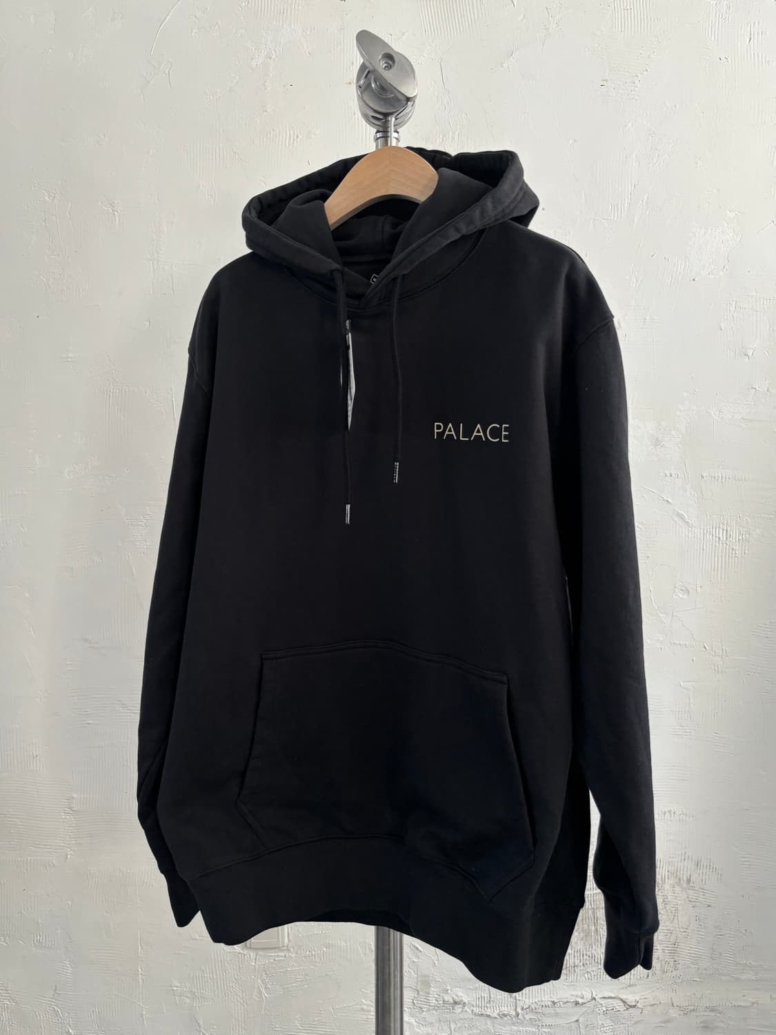 Palace 팔라스 18FW 블랙 칩 후드 상품이미지1