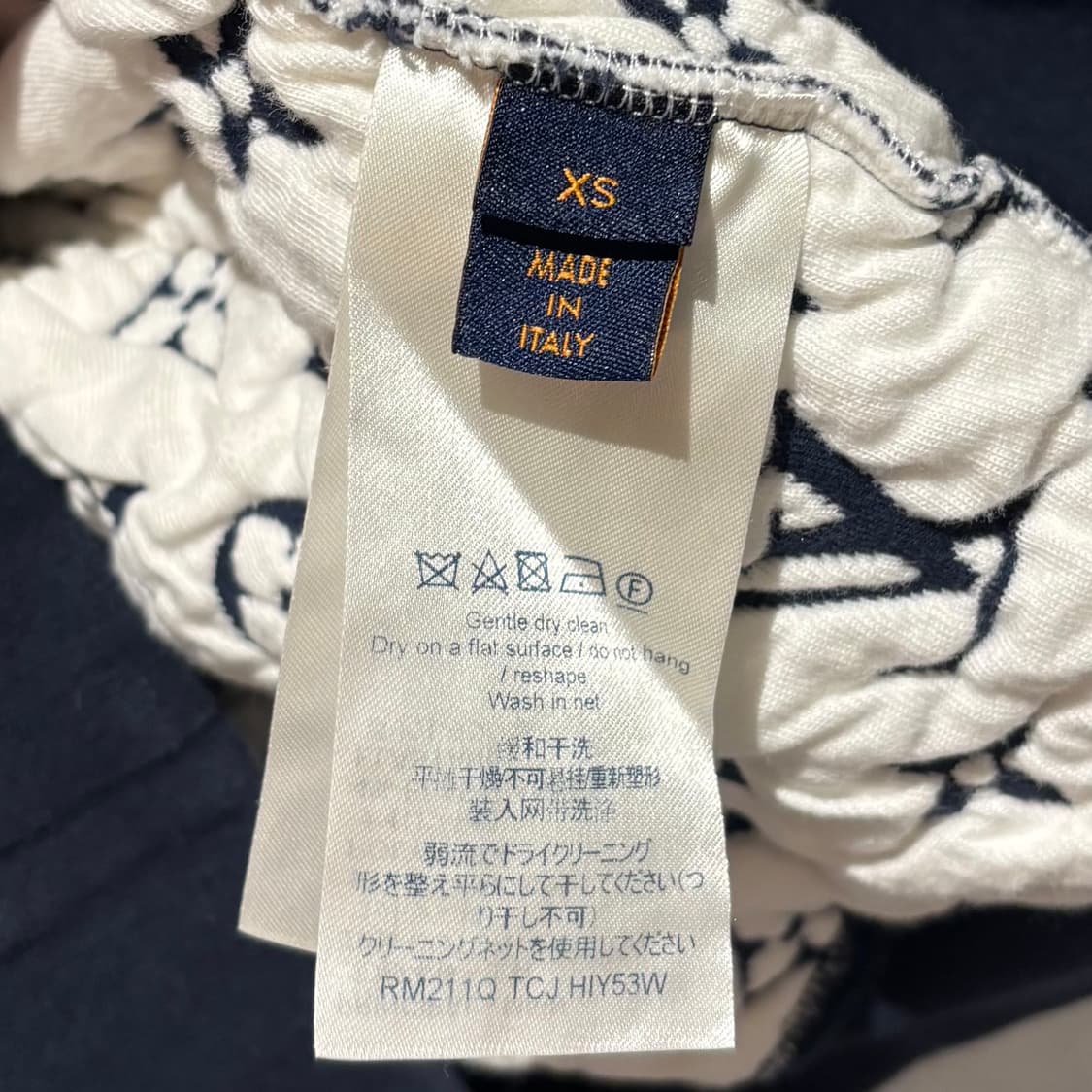 (95) 루이비통 풀모노그램 맨투맨  상품이미지3