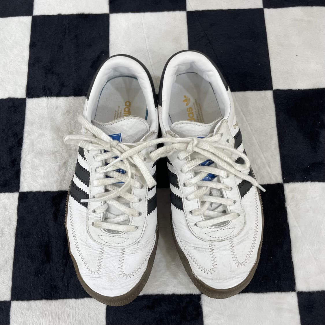 아디다스 삼바로즈 화이트 블랙 검 스니커즈 225mm 상품이미지2