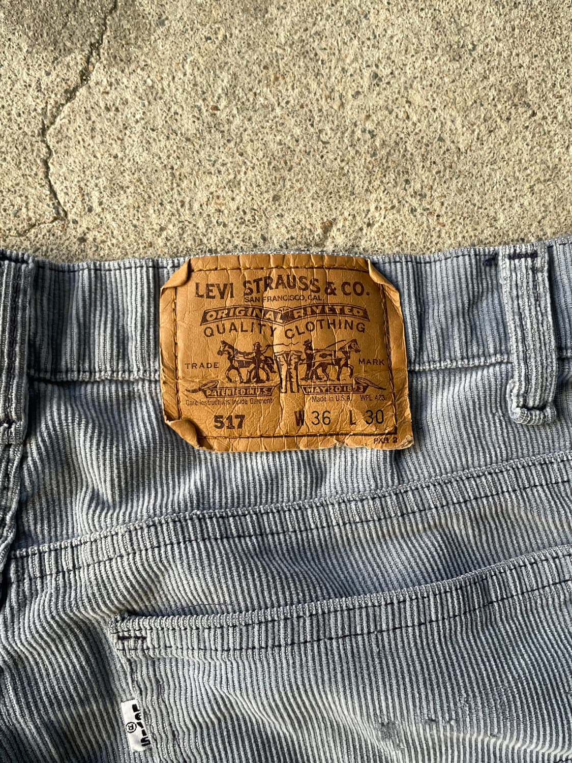 90s Levis 517 Corduroy Distressed 상품이미지8
