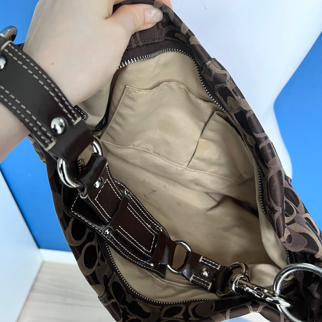 코치 숄더백 상품이미지2