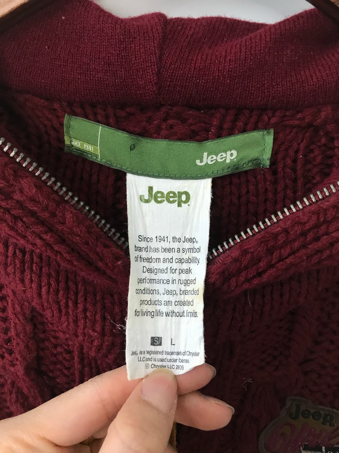 지프 자수로고 버건디 니트 후드집업 상품이미지8