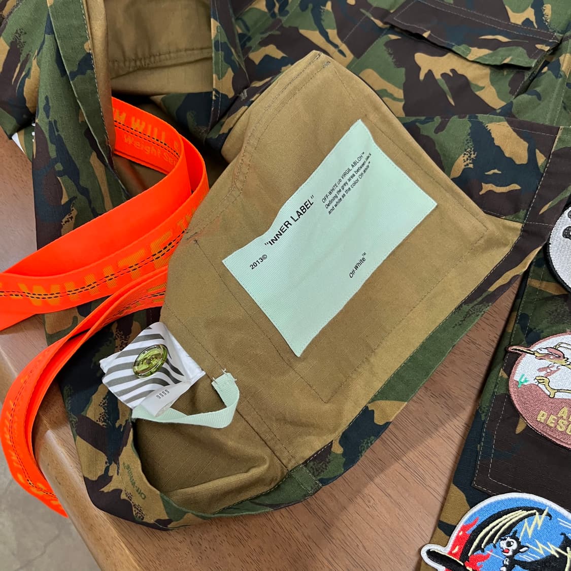 오프화이트 카모플라주 필드자켓 XXS 상품이미지7