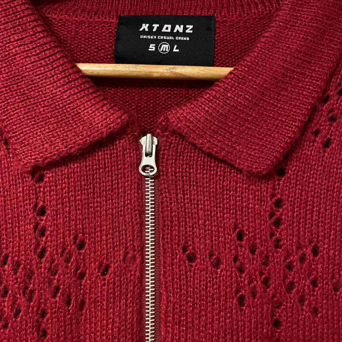 엑스톤즈 XTK020 펀칭 니트 집업 (BRICK) 상품이미지3