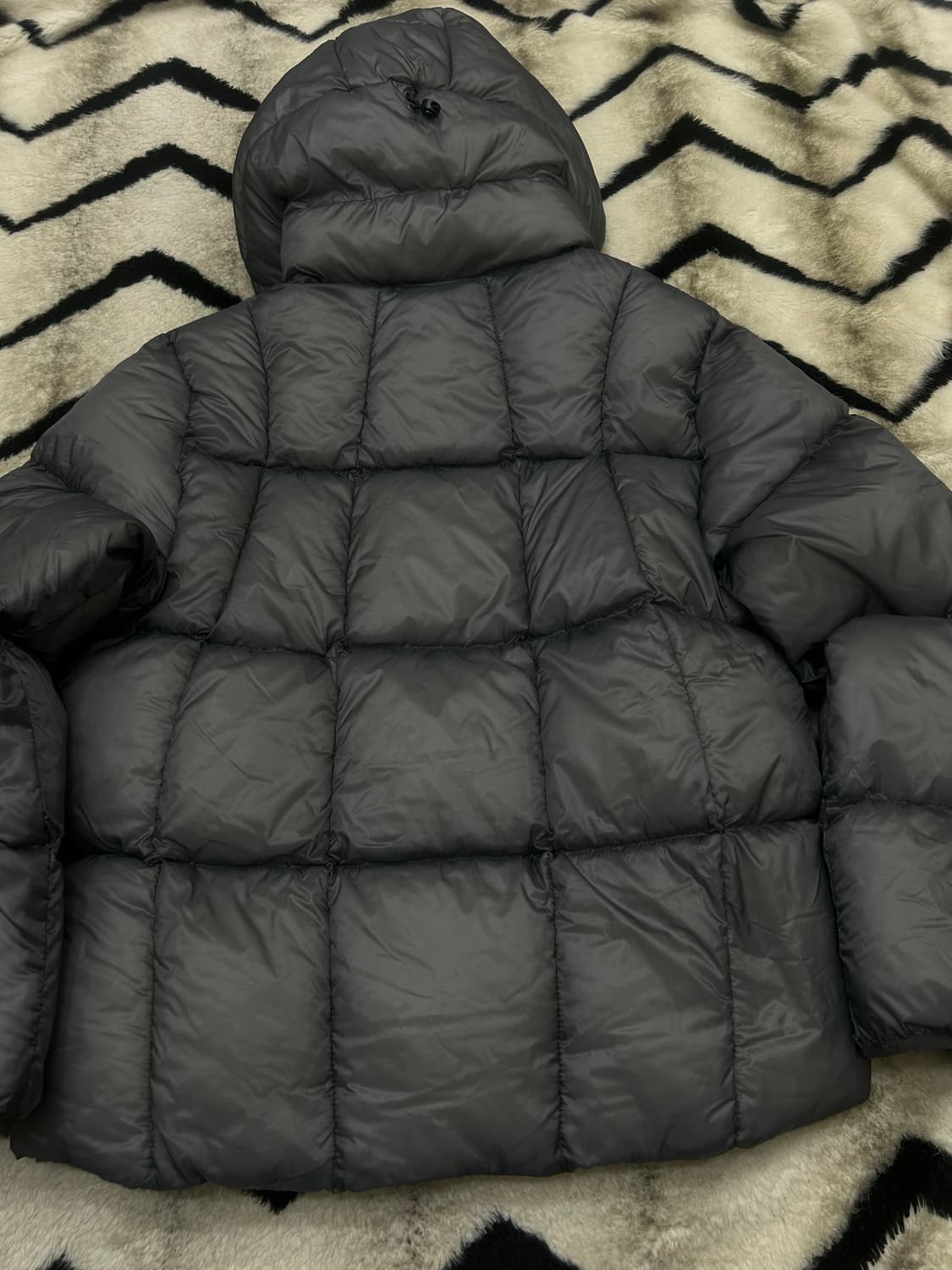 [L]스웨이드 라이트 푸퍼 후드패딩/그레이 상품이미지4