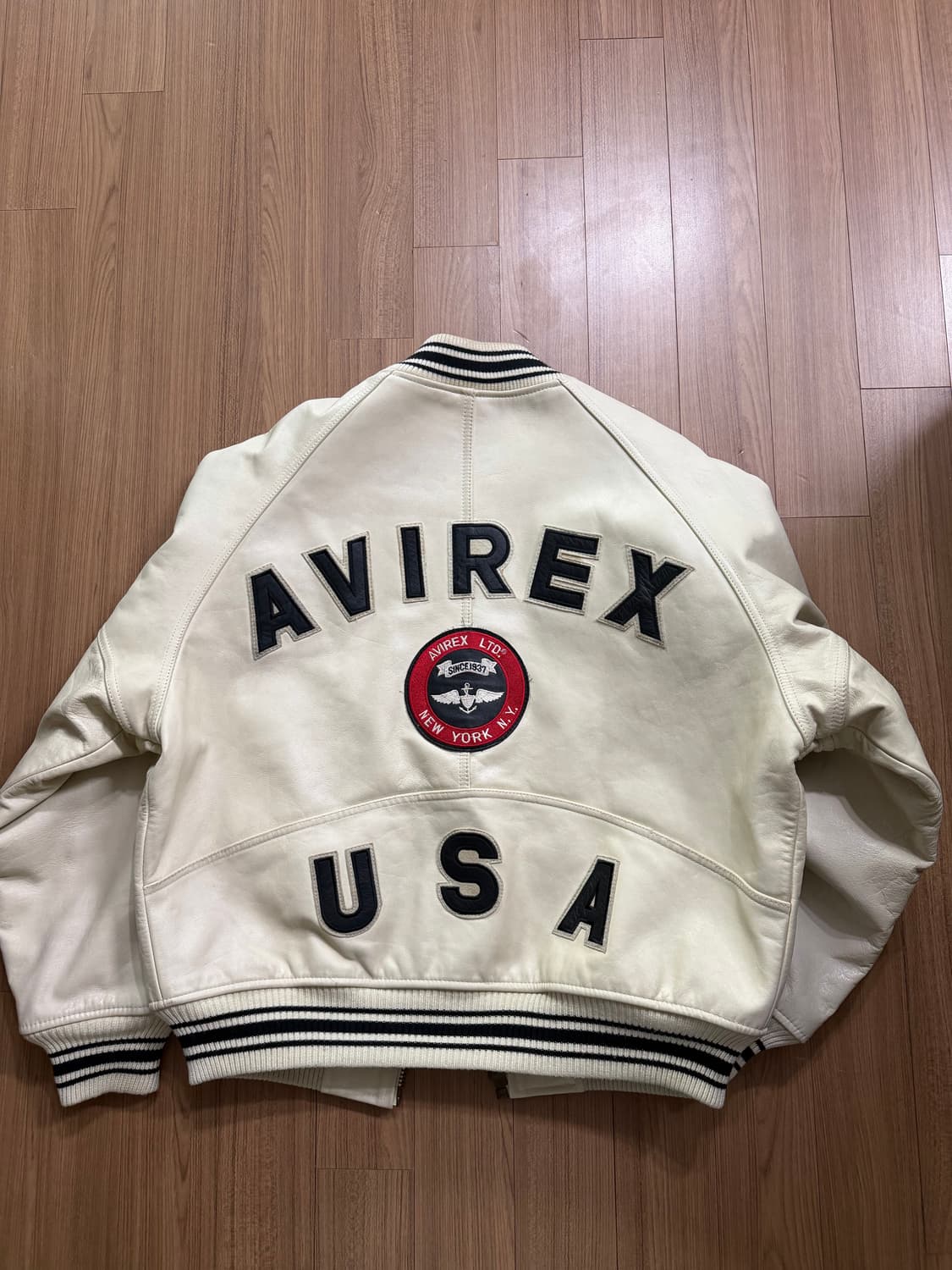 아비렉스 가죽자켓 화이트 m 상품이미지3