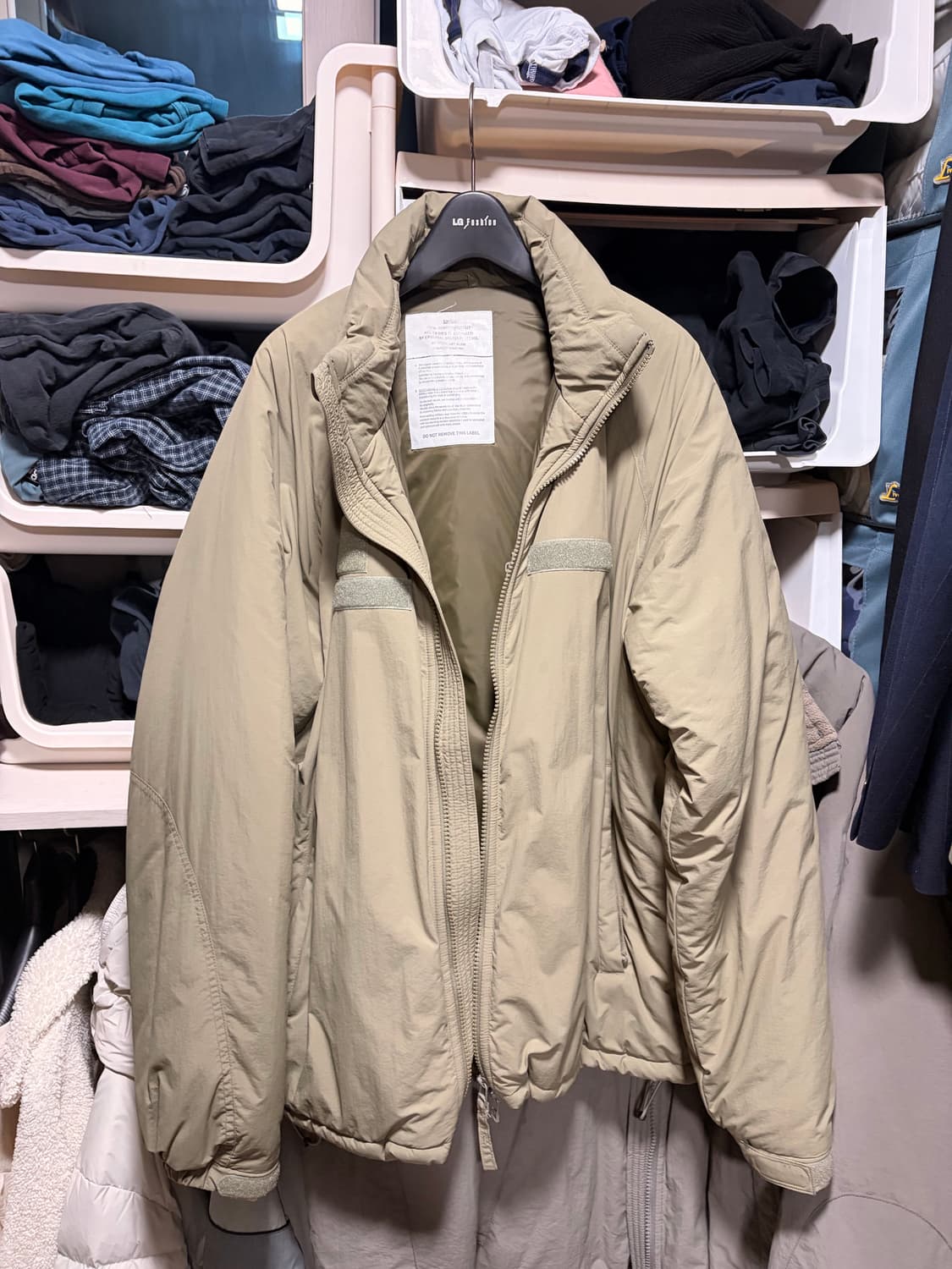 아웃스탠딩 프리마로프트 레벨7 s사이즈 디미트리블랙 자켓 증정 상품이미지3