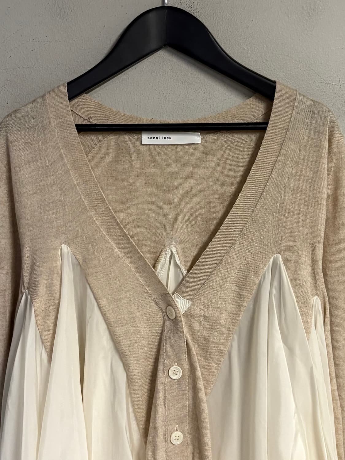 SACAI LUCK flare cardigan beige  상품이미지3