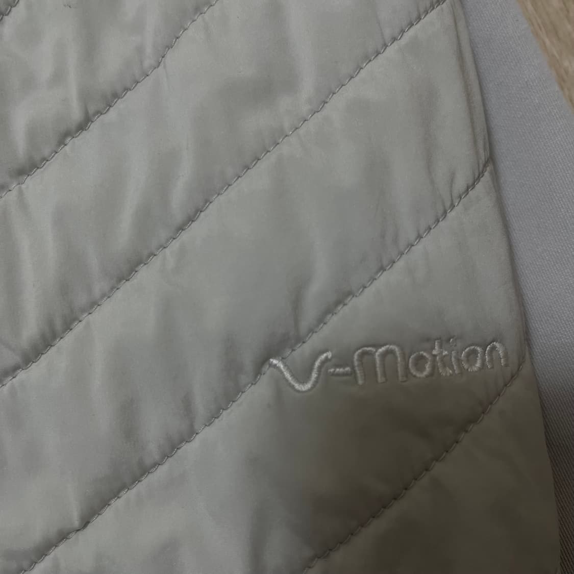 노스페이스 여성 V-Motion 화이트라벨 경량패딩 자켓 2XL(110) 상품이미지8