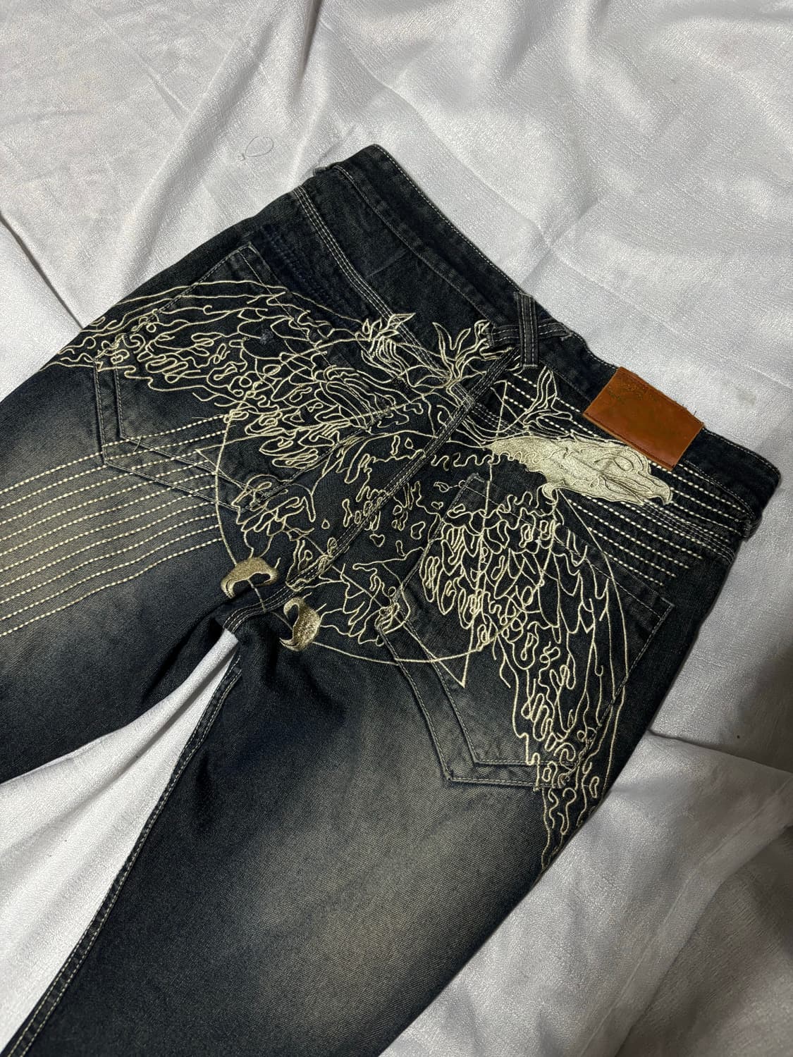 “Unknown” Oriental Stitch Detail baggy p 상품이미지6