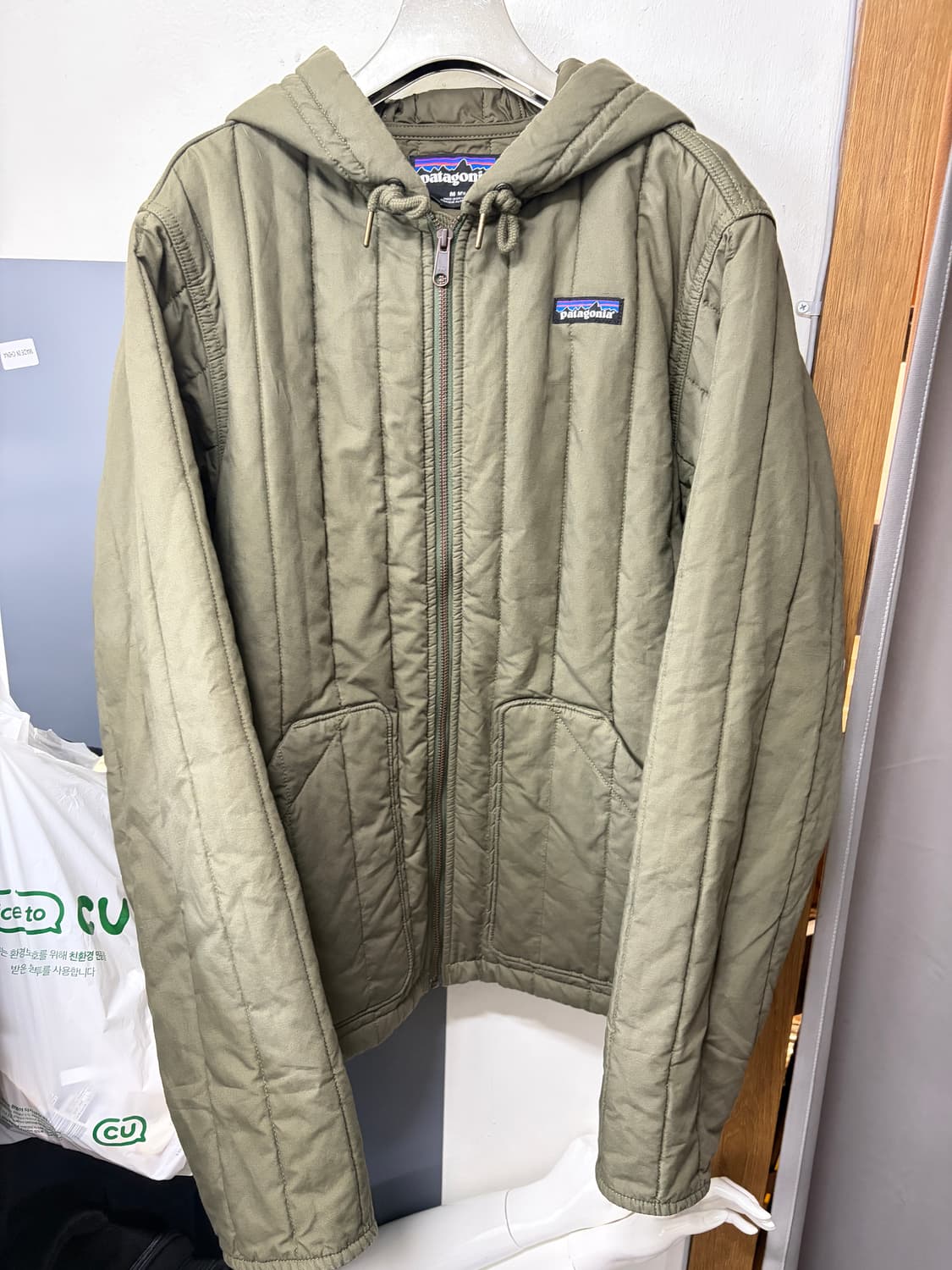 파타고니아 샐덤 트레블드 후드 자켓  상품이미지1