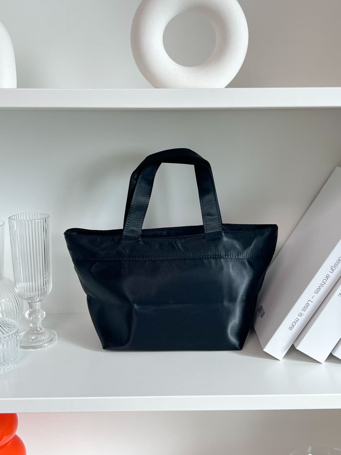 courreges / 꾸레쥬 블랙 레터링 포코노 토트백 상품이미지7