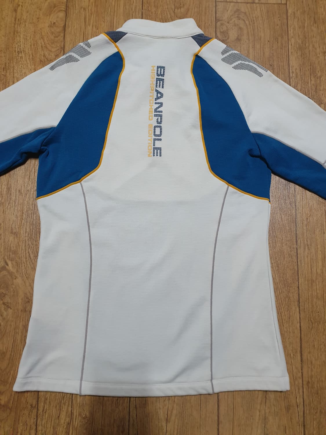 1190 빈폴 아웃도어 반집업 90 사이즈입니다 상품이미지5