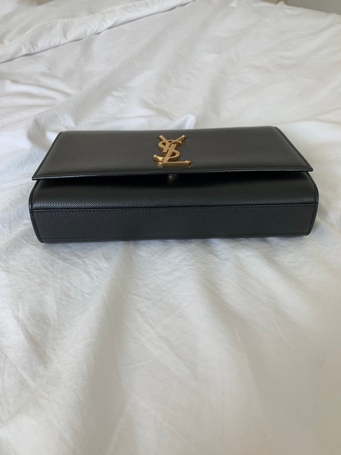 입생로랑 케이트 숄더 크로스백 상품이미지5