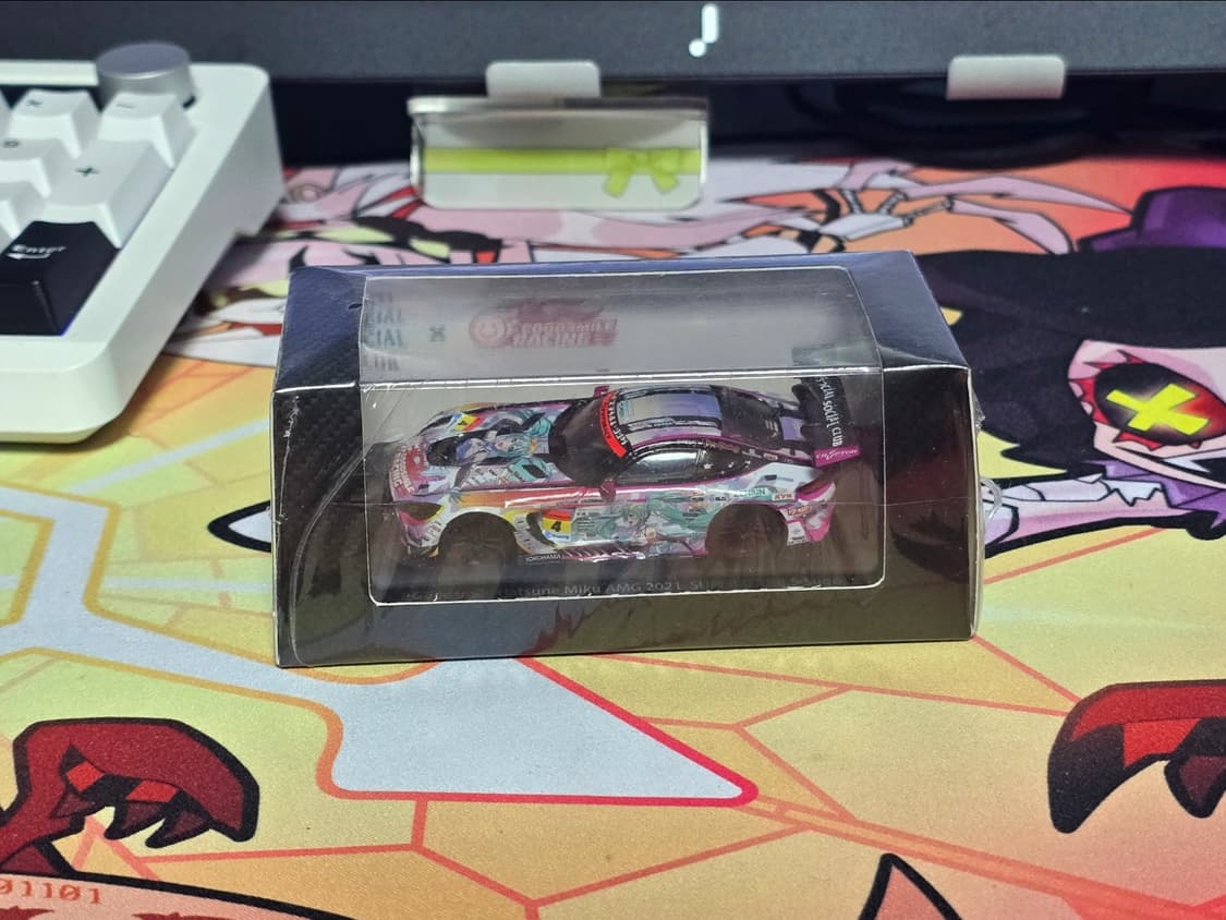 안티소셜소셜클럽 굿스마일레이싱 하츠네미쿠 AMG GT 다이캐스트 상품이미지2