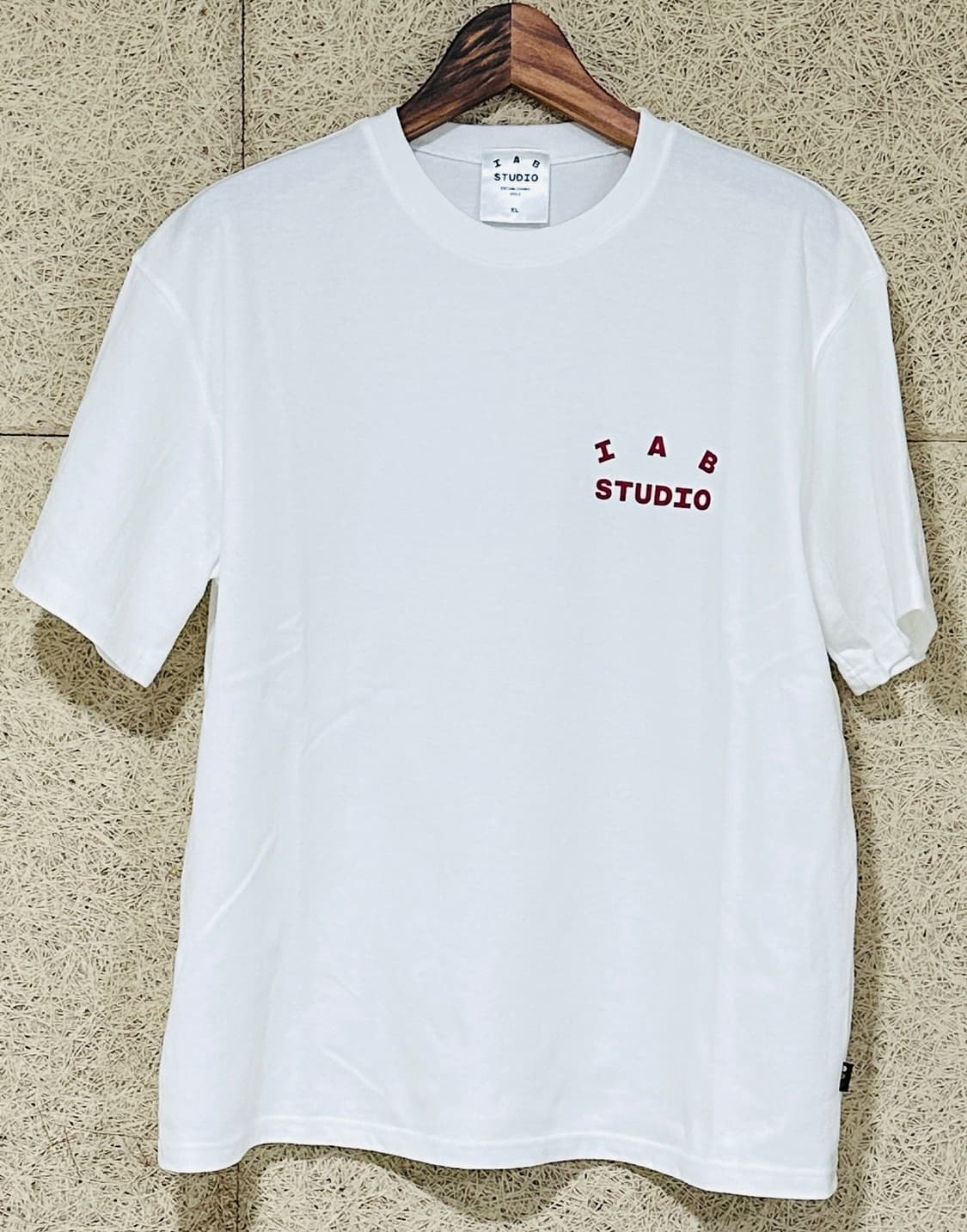 아이앱스튜디오 반팔 티셔츠 레드 로고 상품이미지2