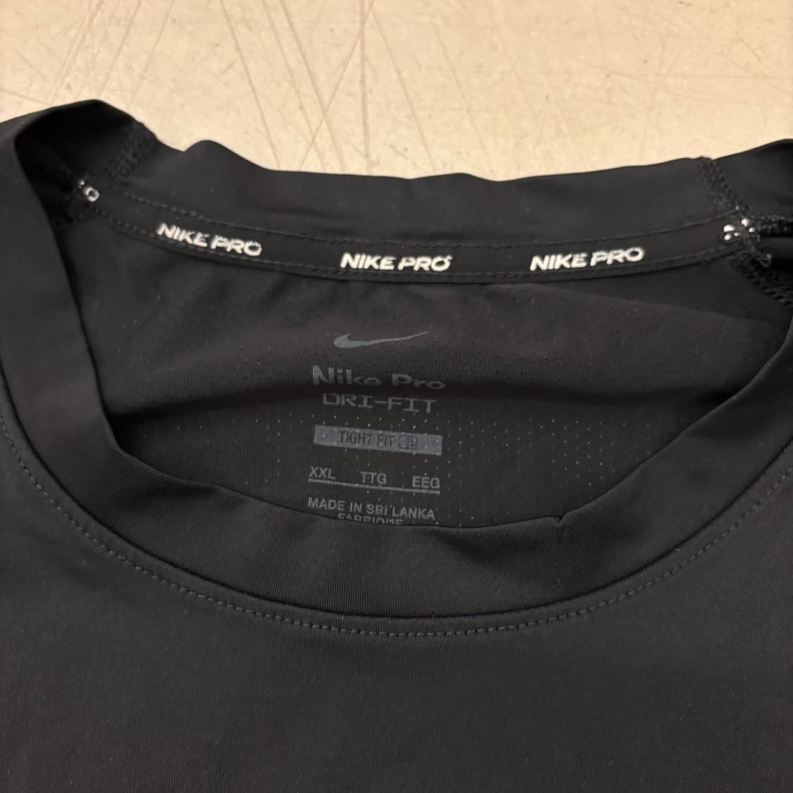 나이키 빅로고 드라이핏 슬리브리스 상품이미지3