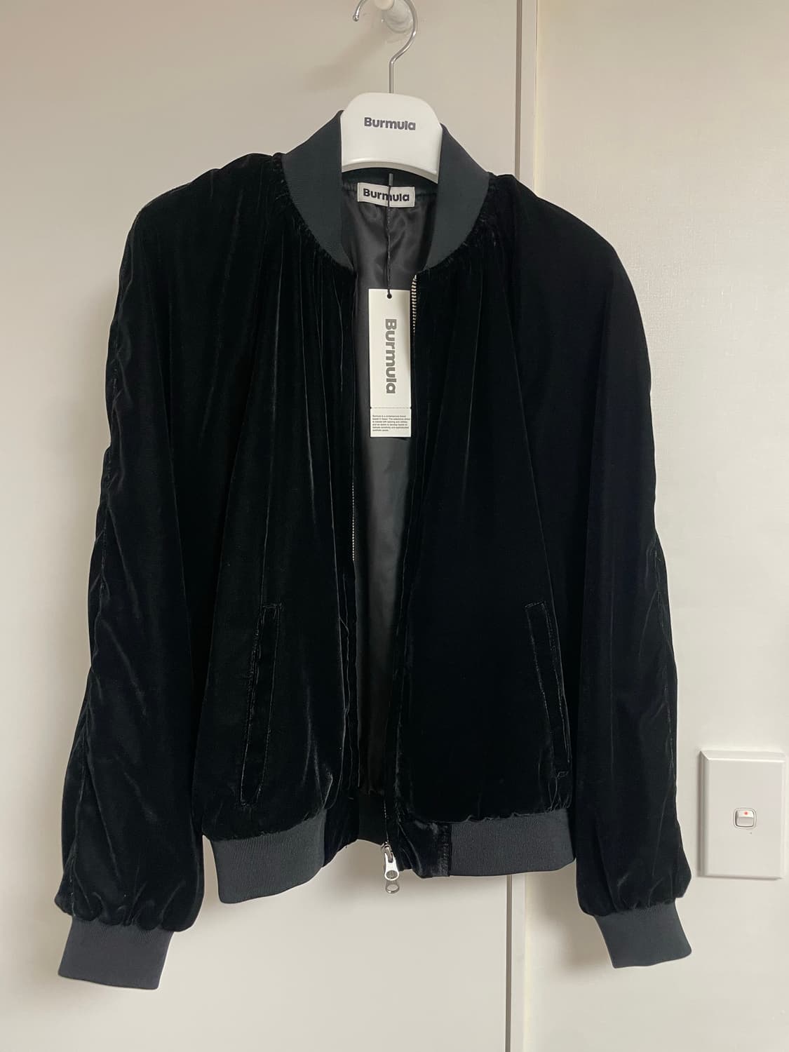 버뮬라 벨벳 집업 상품이미지1