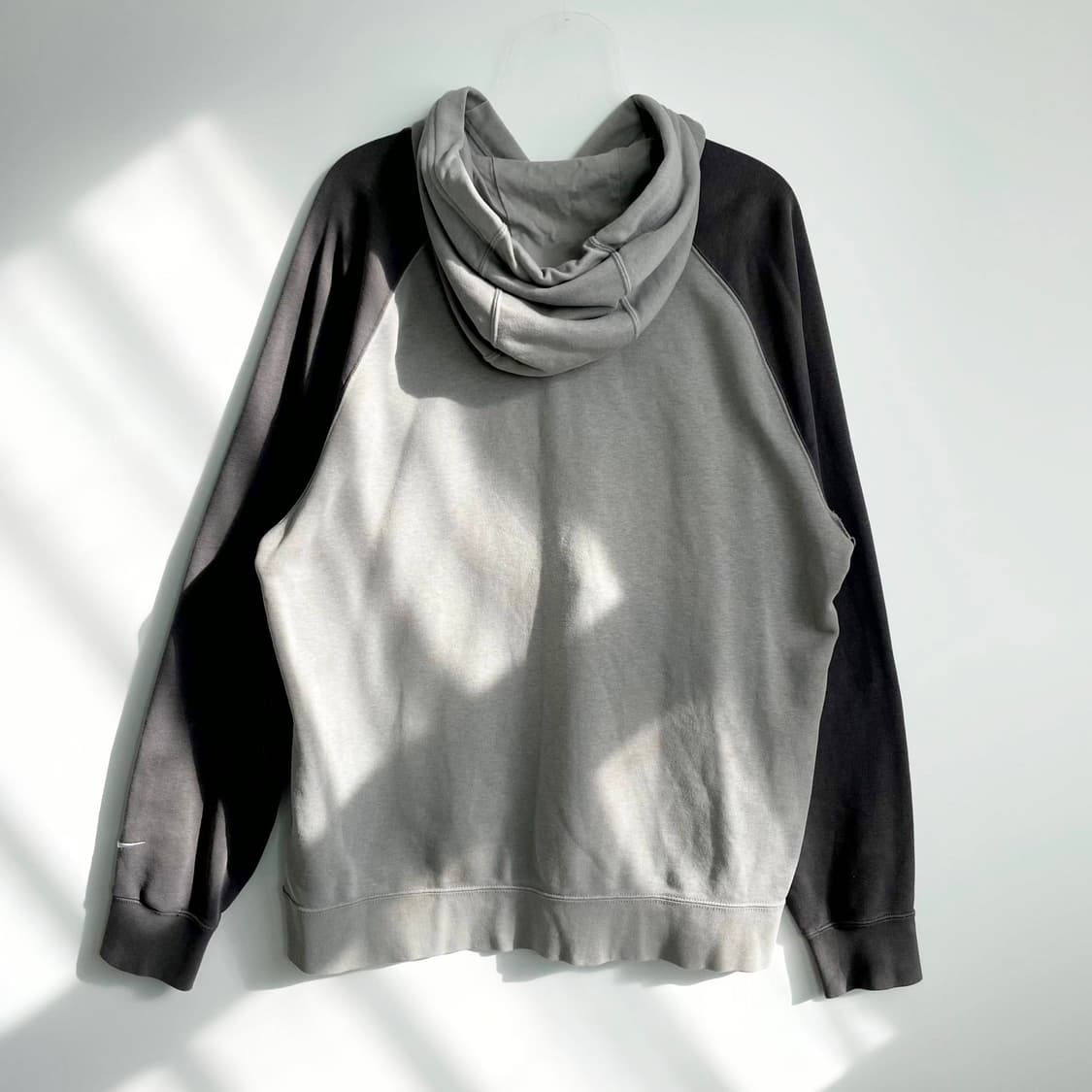 A2  나이키  스포츠웨어 스우시 풀오버 후디 110사이즈 상품이미지3