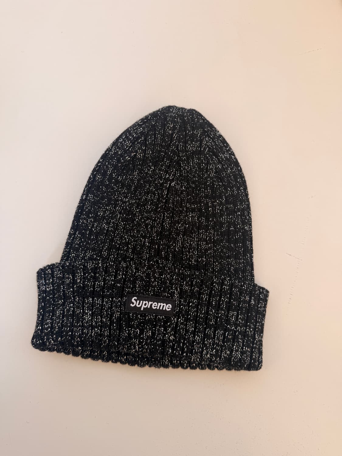 슈프림(SUPREME) 오버다이드 메탈릭 블랙 비니 상품이미지1
