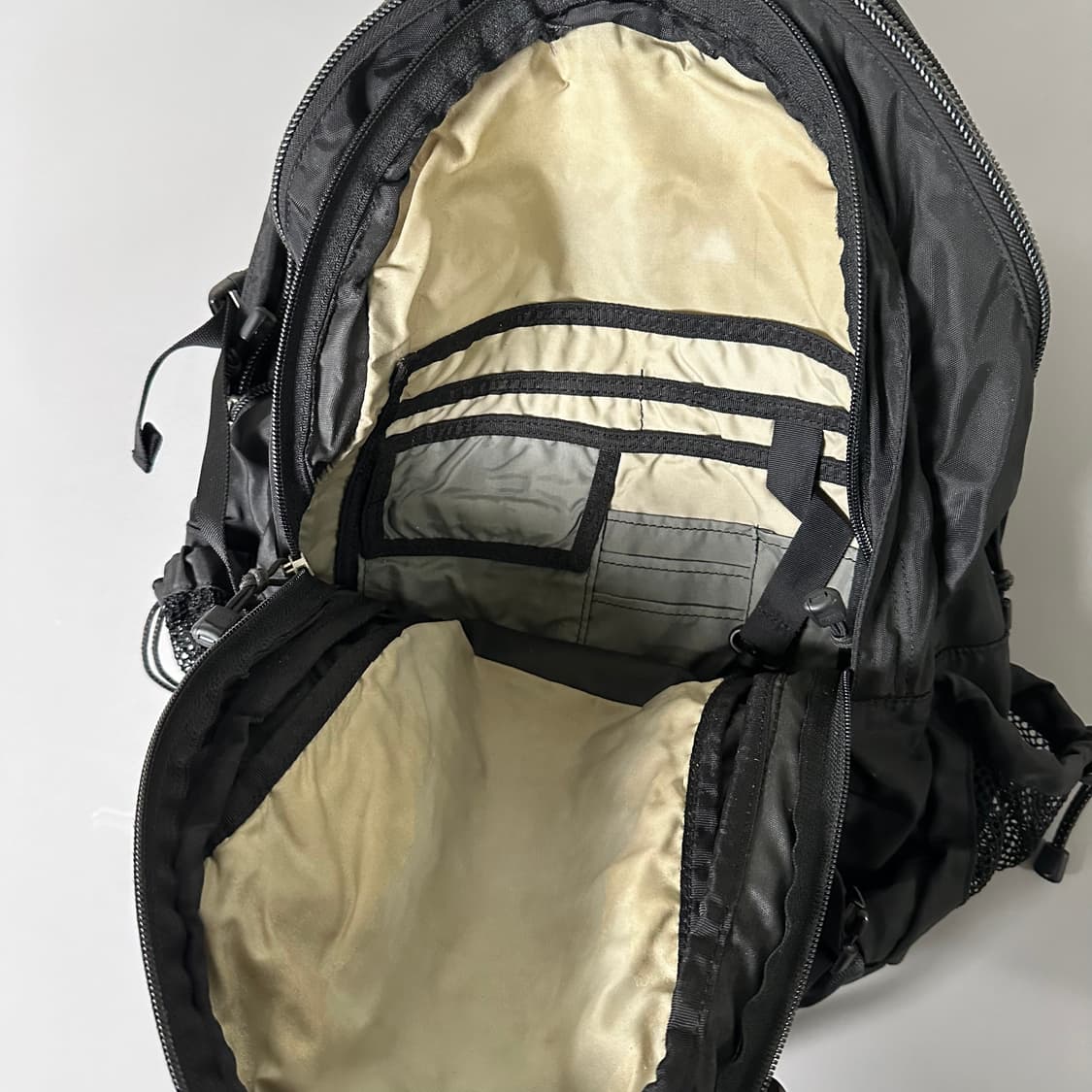 노스페이스 레콘 RECON 백팩 가방 블랙  [013106] 상품이미지2