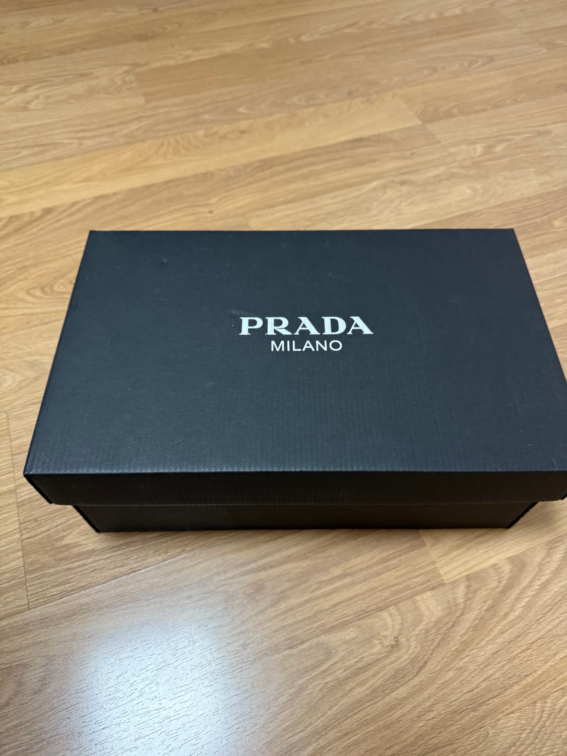 프라다 컬랩스 레더 블랙 UK9 상품이미지3