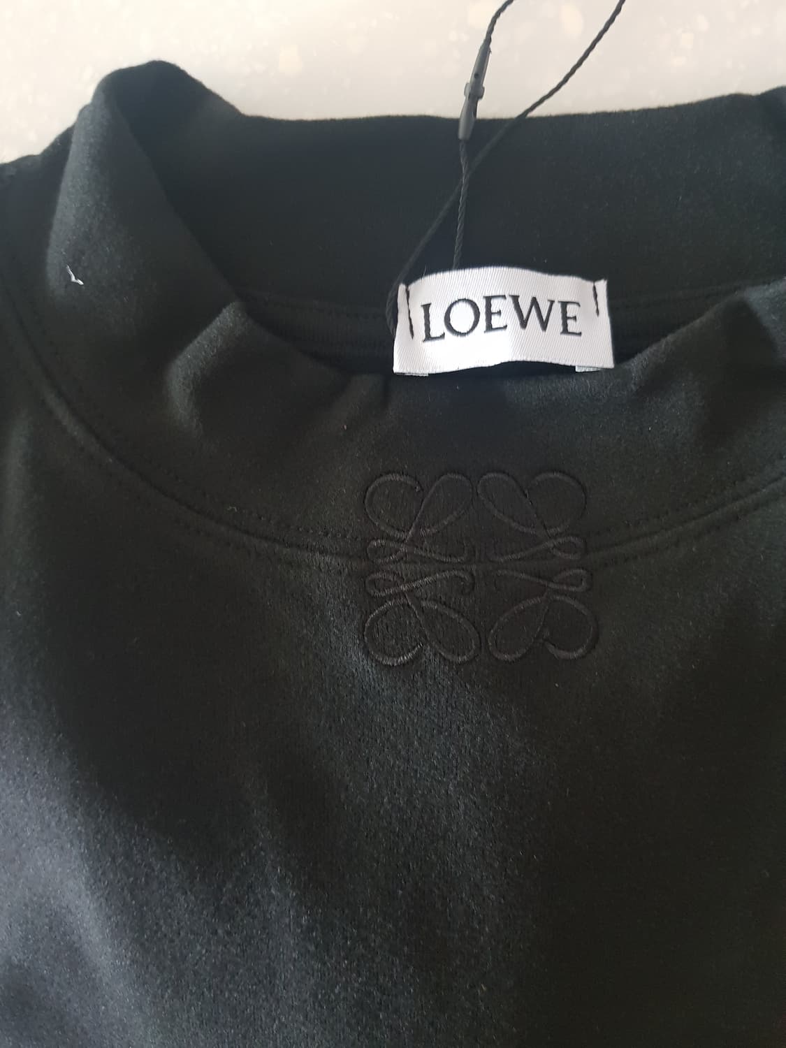 로에베(LOEWE)의 블랙 하이넥 탑 ,반팔 상품이미지7