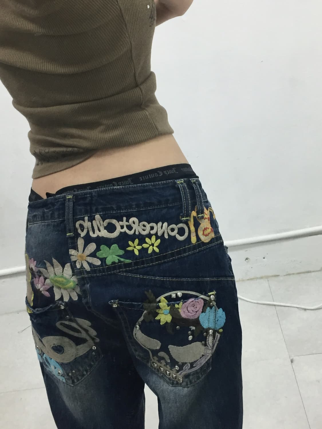 [LOLITA JEANS] 로리타 진스 스터드 펑크 스컬 자수 데님진 상품이미지5