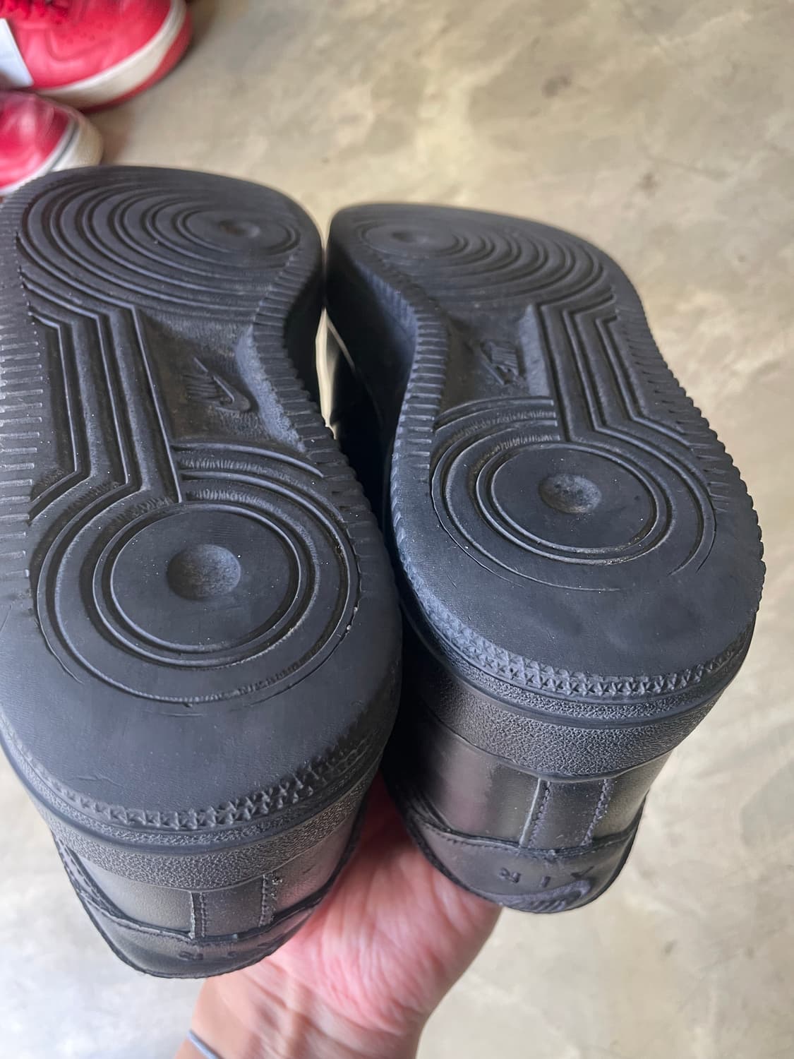 나이키 에어포스 1 블랙 275 상품이미지7