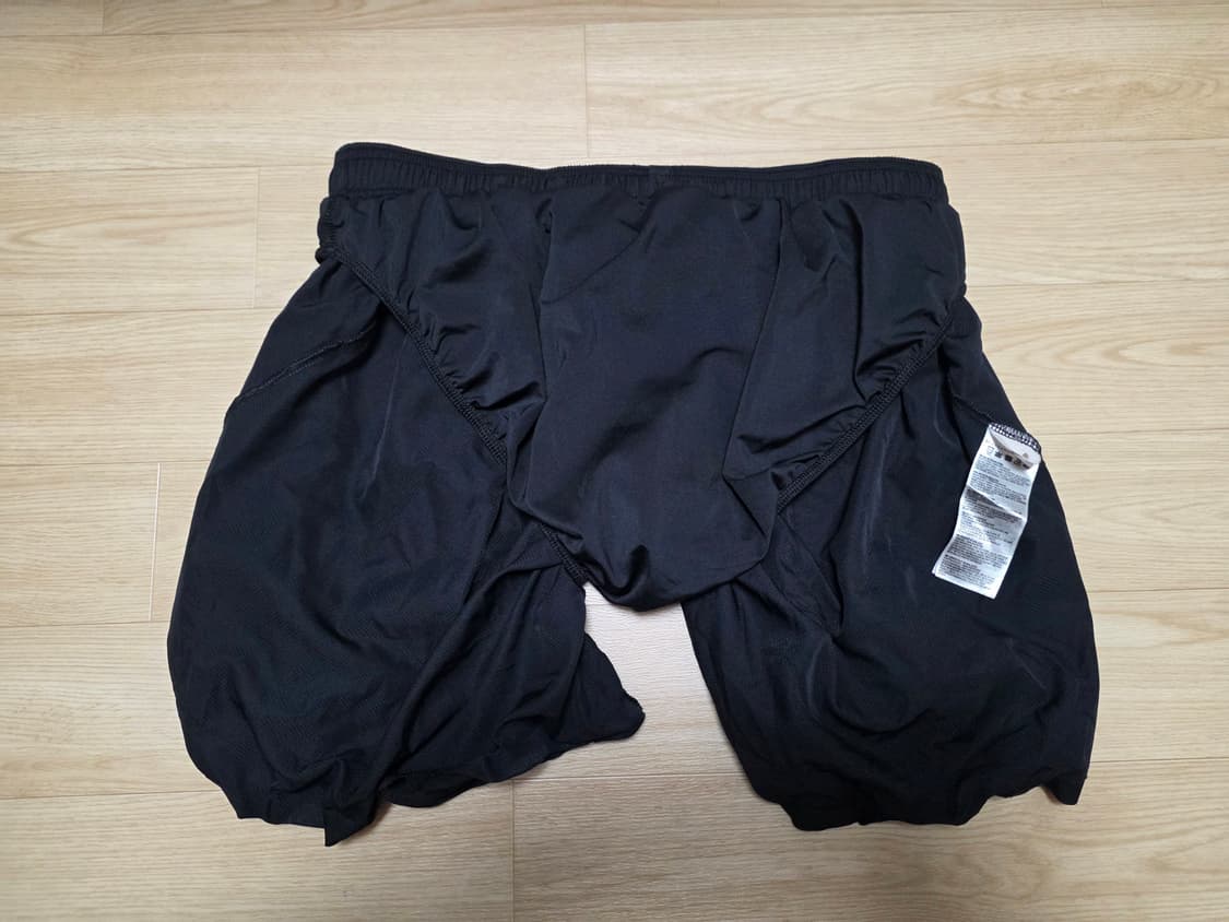 2XU 러닝 쇼츠 L 블랙 (속바지 O, 총장 40cm) 상품이미지4