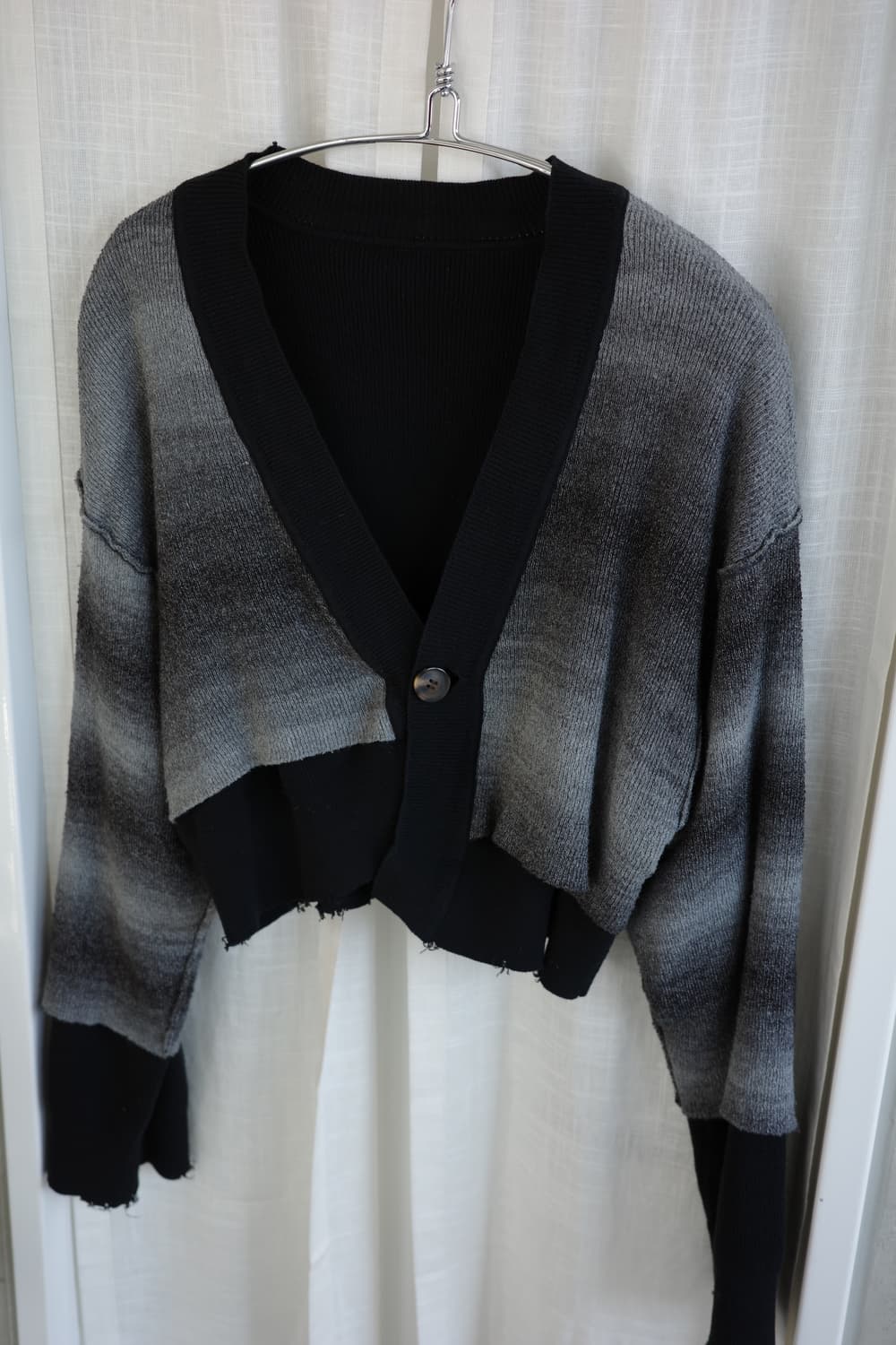 Perverze 퍼버즈 리버시블 크롭 니트 가디건 상품이미지3