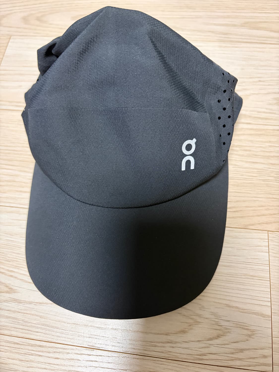 온러닝 라이트웨이트 볼캡 상품이미지1