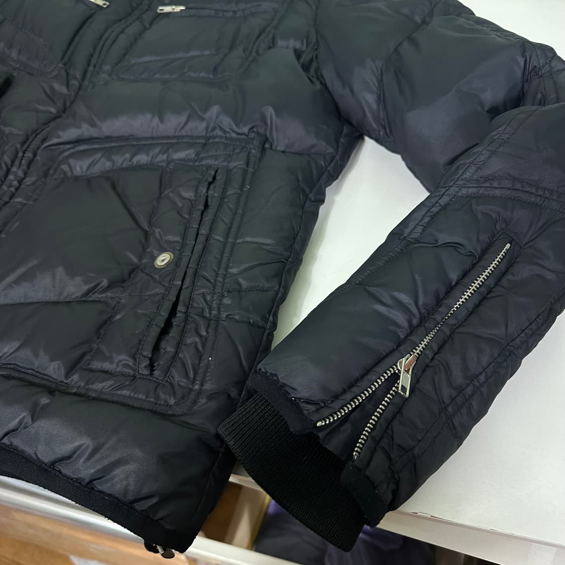 95 디젤 블랙 지퍼포인트 덕다운 패딩점퍼 상품이미지3