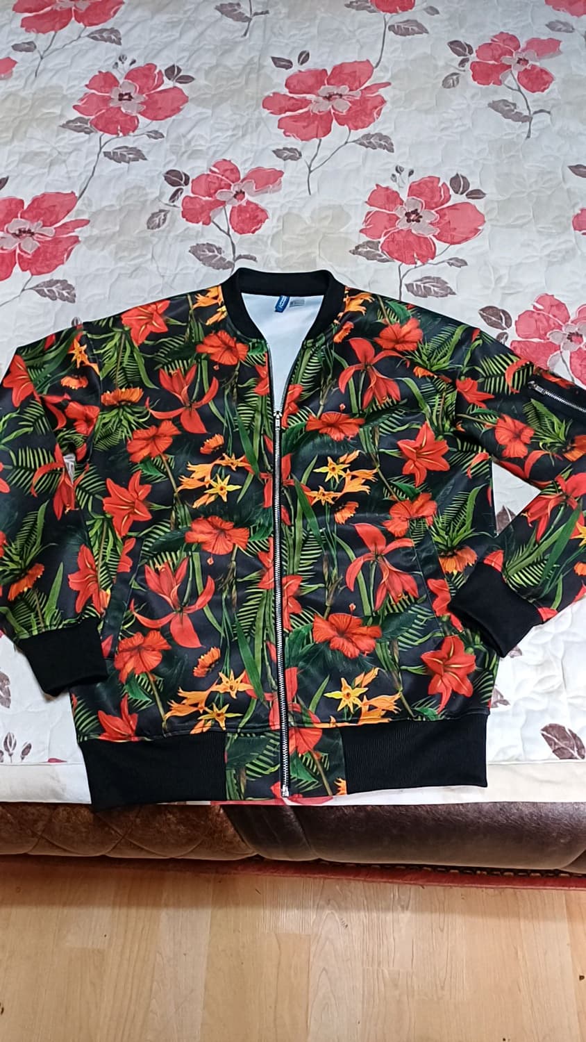 H&M 꽃무늬저지 100 가슴56 기장71 상품이미지1