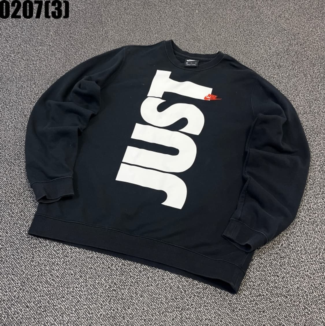 나이키 맨투맨 상품이미지1