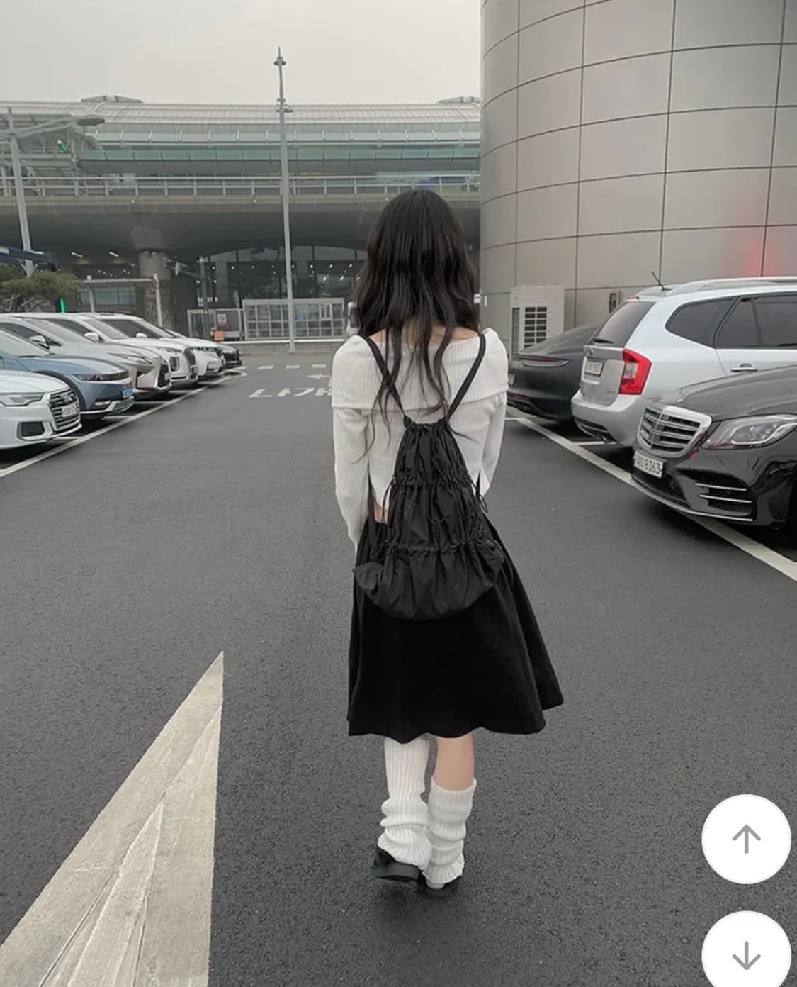 애니원모어 와샤 플리츠 미디 스커트 상품이미지7