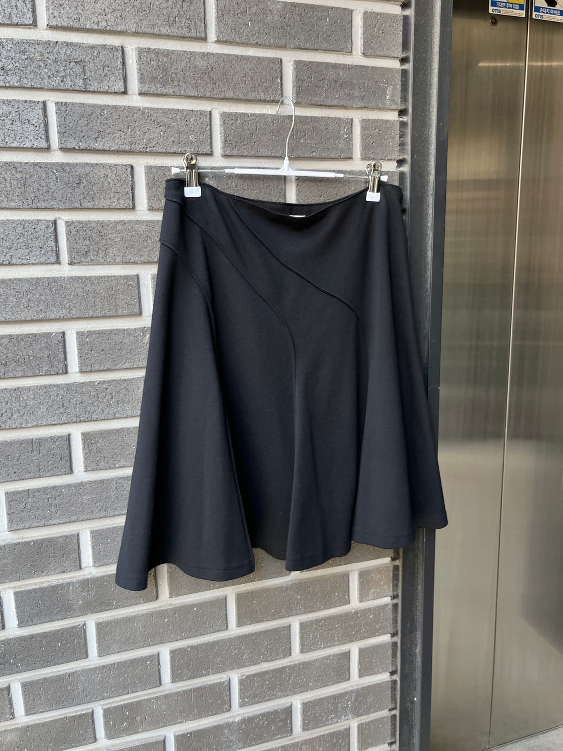 Cara 웨이브 절개 플레어 스커트 상품이미지6