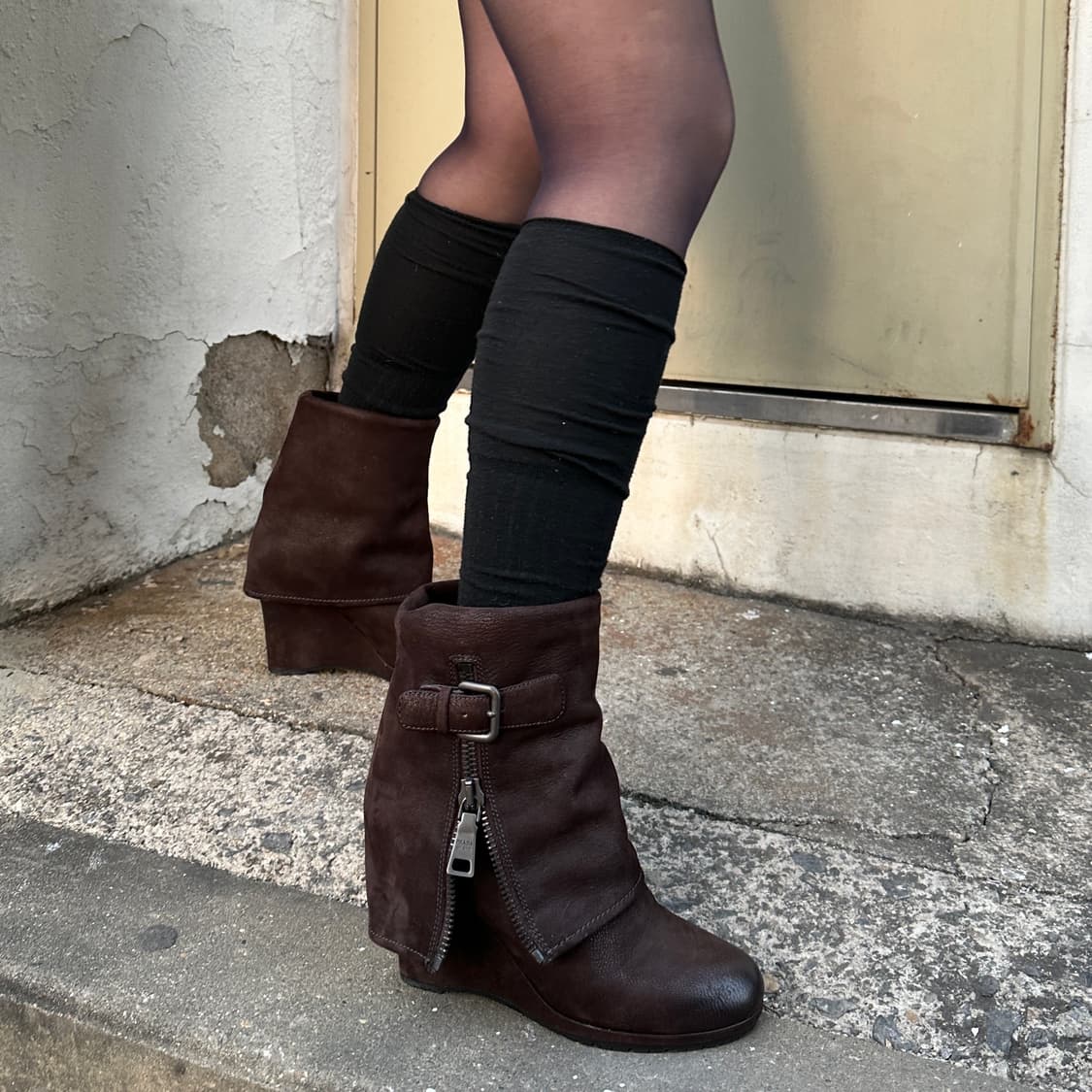 00s 프라다 디스트레스트 지퍼 커프 웨지 부츠 상품이미지6