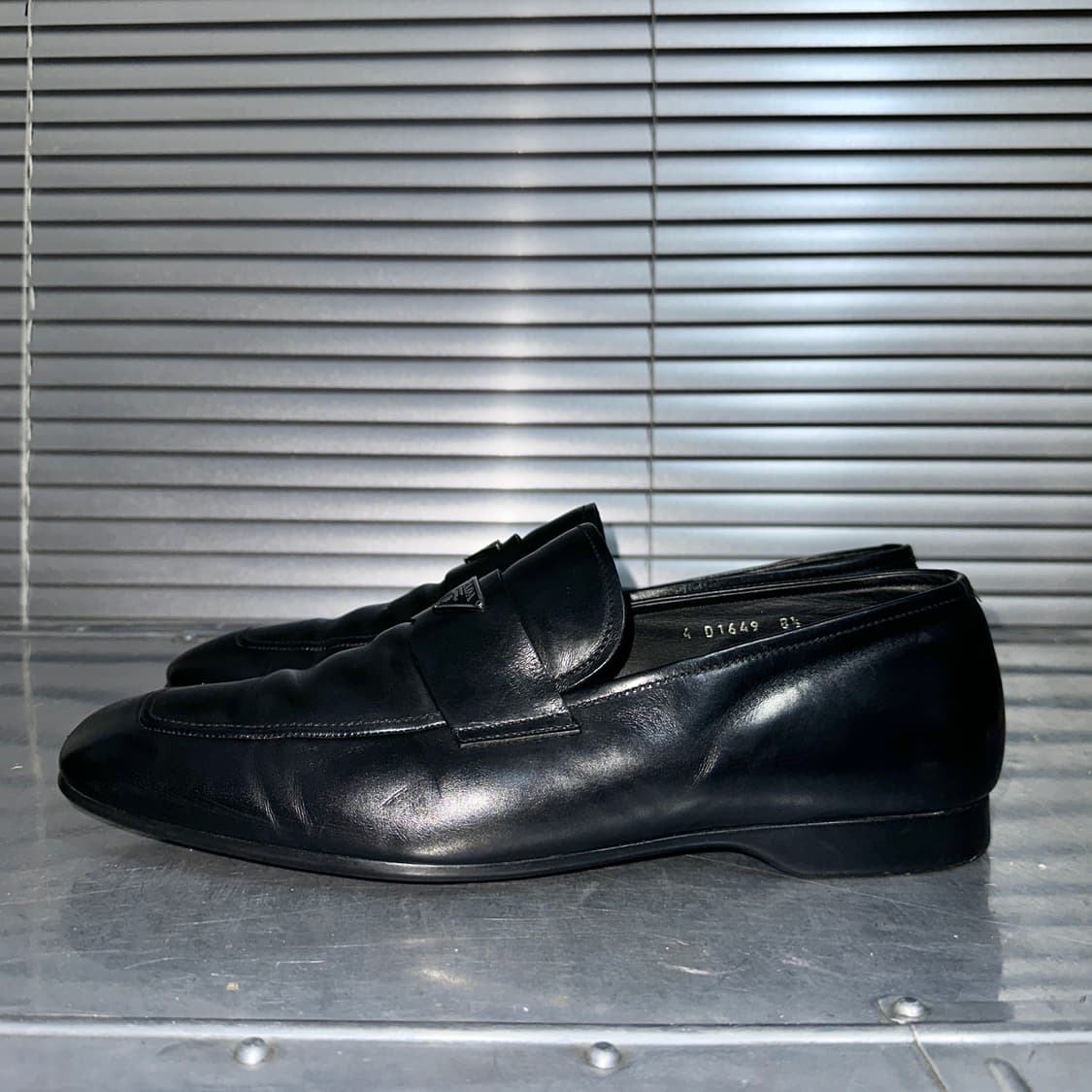 00s 빈티지 프라다 스포츠 스퀘어 토 로고 로퍼 상품이미지3