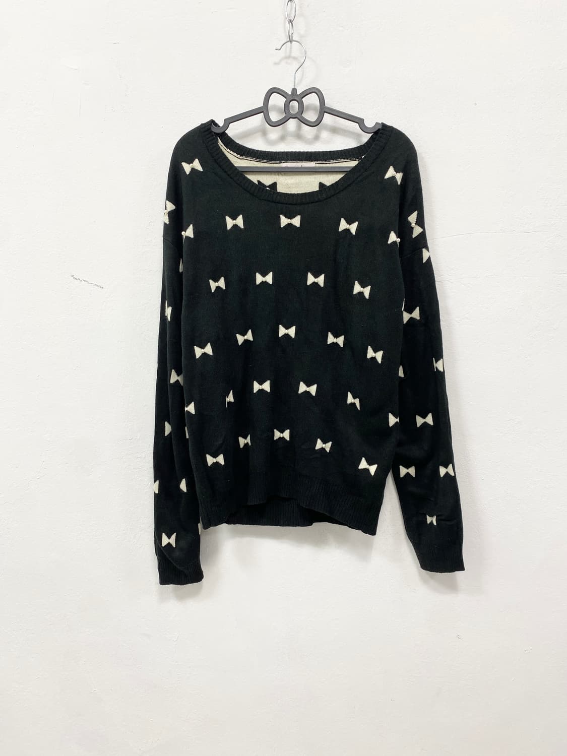 [SORRIDERE] 소리데레 로걀 리본 원숄더 니트 상품이미지4