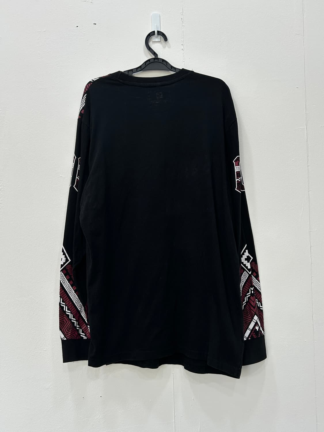 [L] 사우스폴 기하학 패턴 롱슬리브 긴팔티 남성 L 상품이미지2