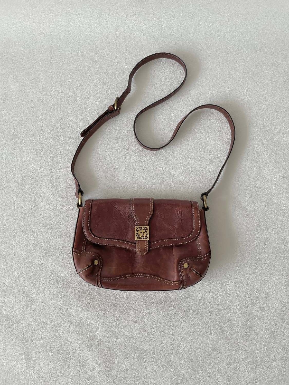 앤클라인(ANNE KLEIN) 레더 크로스백 상품이미지1