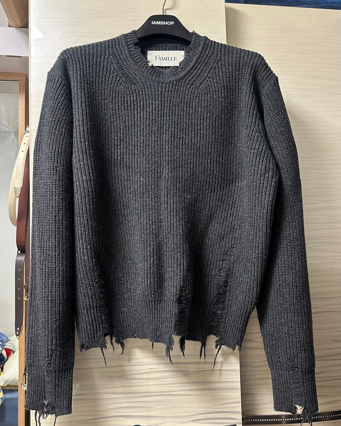 파밀레 디스트로이드 니트 상품이미지1