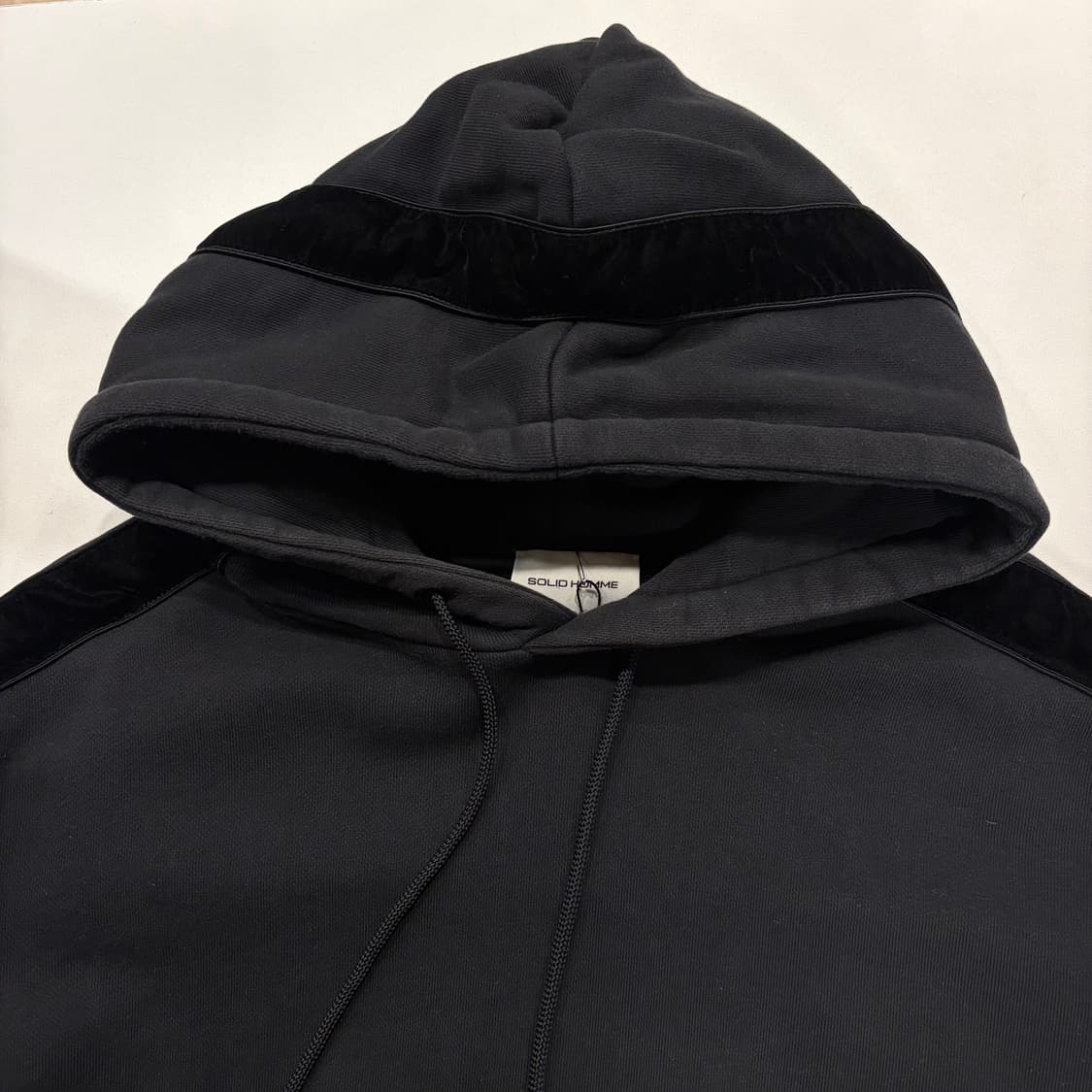 [50] 17s 솔리드옴므 블랙 벨벳 라인 후드티 B884 상품이미지3
