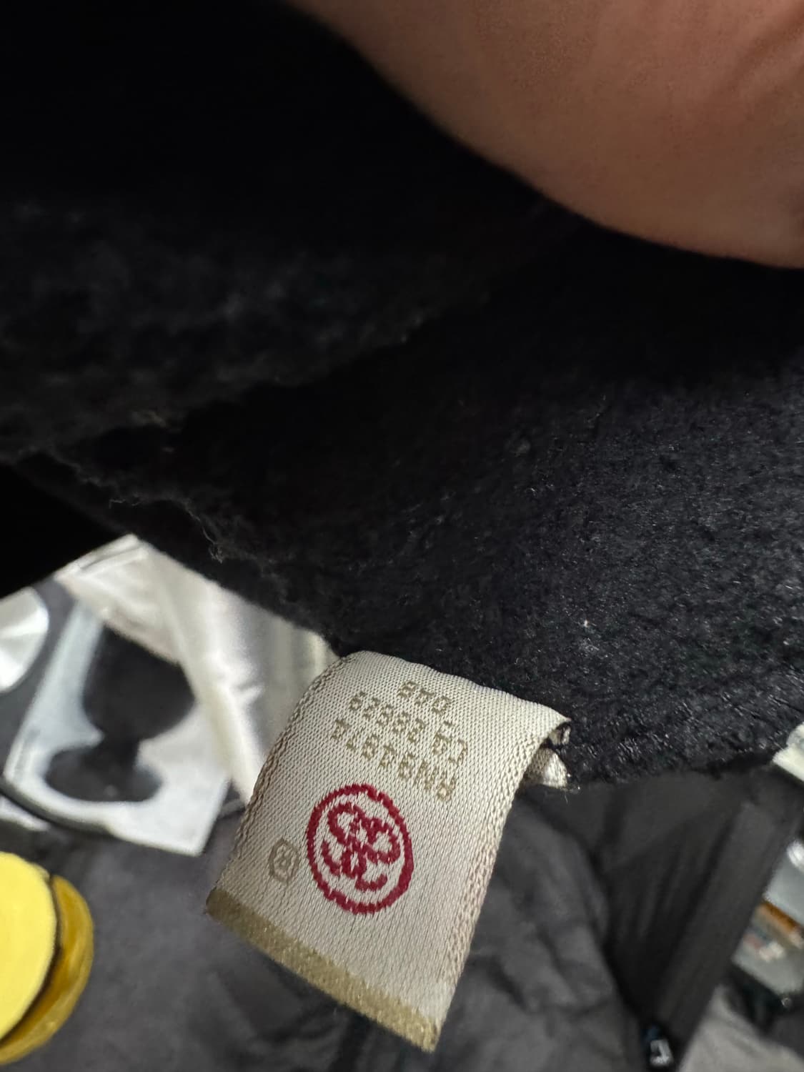 스투시 홀덴 콜라보 후드티 상품이미지3